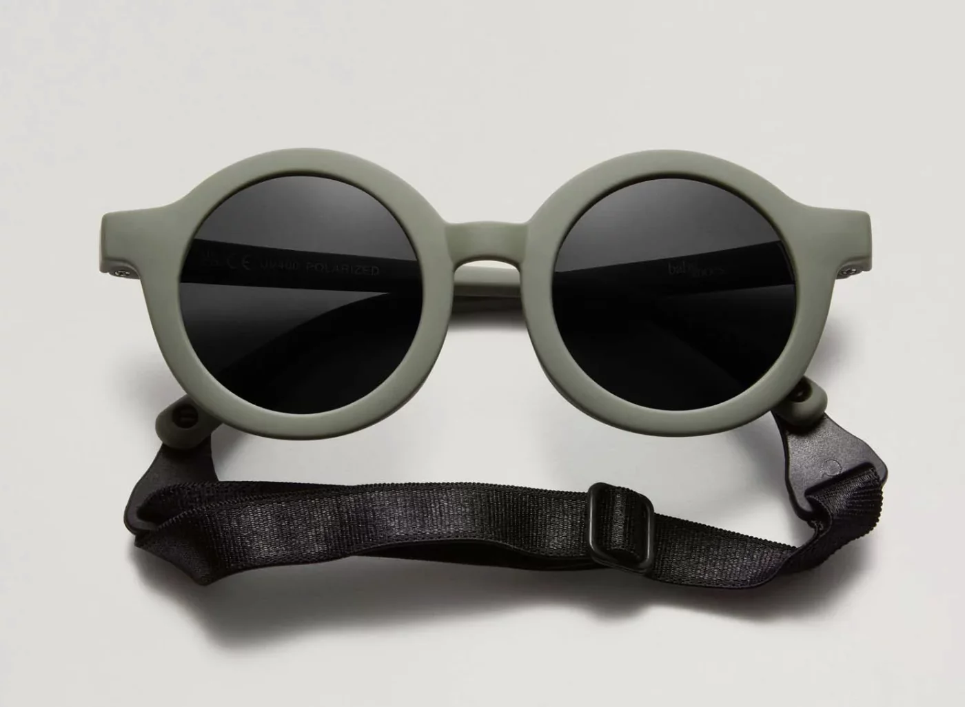Lunettes de soleil vert kaki