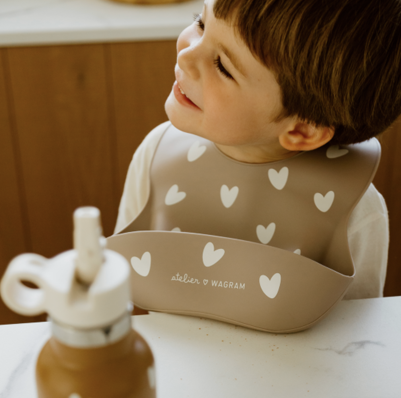 Bavoir silicone mocha – Image 2